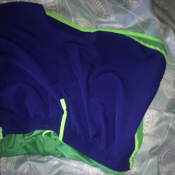 Nike Athletic shorts - Picture 3 of 3